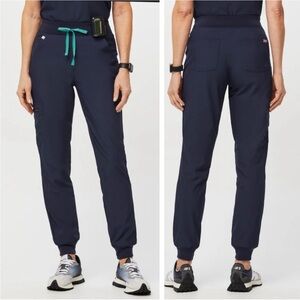 FIGS Women's Navy Freex™ Zamora™ - Petite Jogger Scrub Pants SMALL EUC